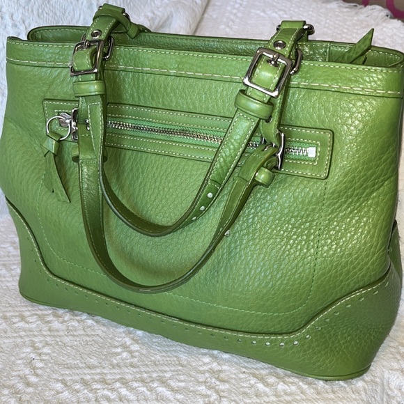 Coach Handbags - Coach Spring Green Leather Satchel Bag